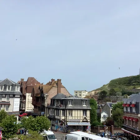 Les Halles Étretat Extérieur photo